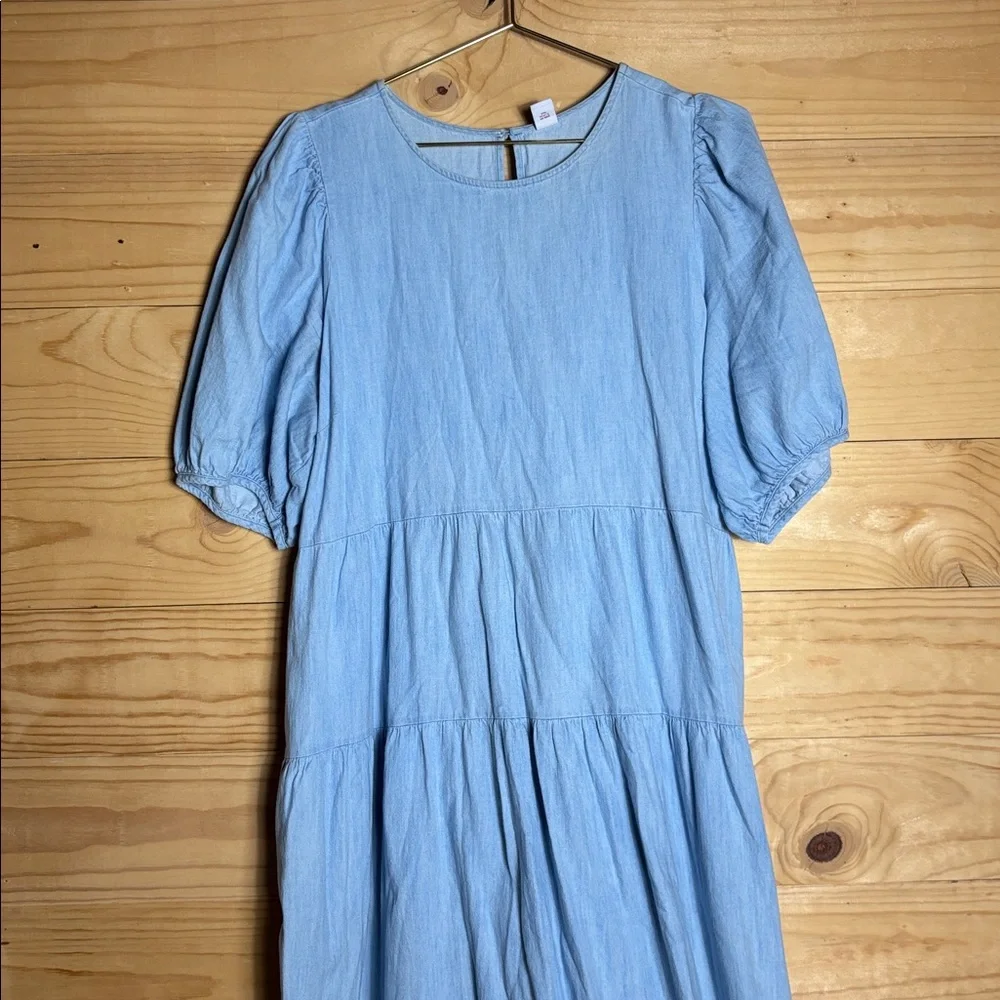 Old Navy tiered chambray denim dress - Picture 3 of 10